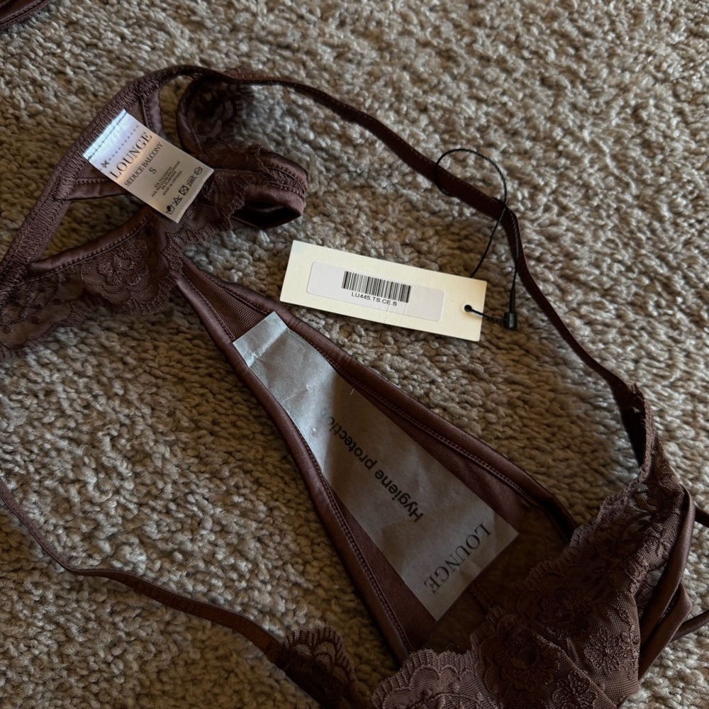 Lounge Seduce Front-Fastening Balcony Bra and Thong Set - Picture 6 of 10